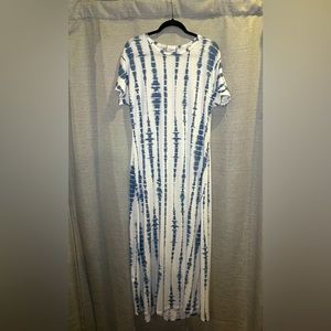 LuLaRoe XL Maxi dress.  Like new!